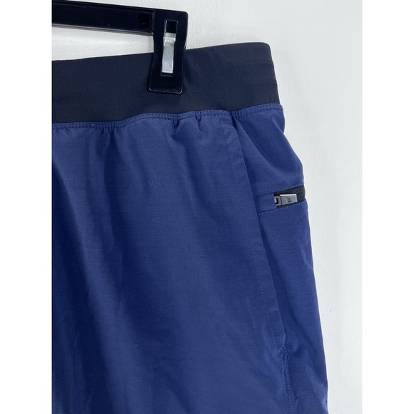 Fabletics Shorts Mens Large Blue Performance Stretch Workout Gym Athletic - Picture 3 of 11